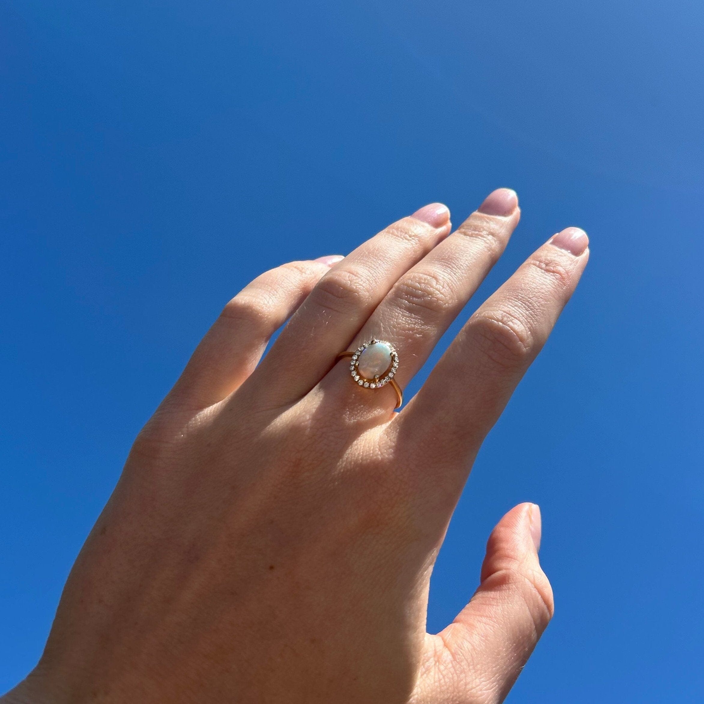 Rainbow Light Opal Ring 057