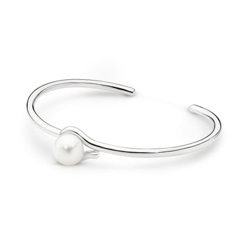 Pearl Bangle, Ikecho pearl bangle, Ikecho Australia pearl bangle, Silver Pearl Bangle