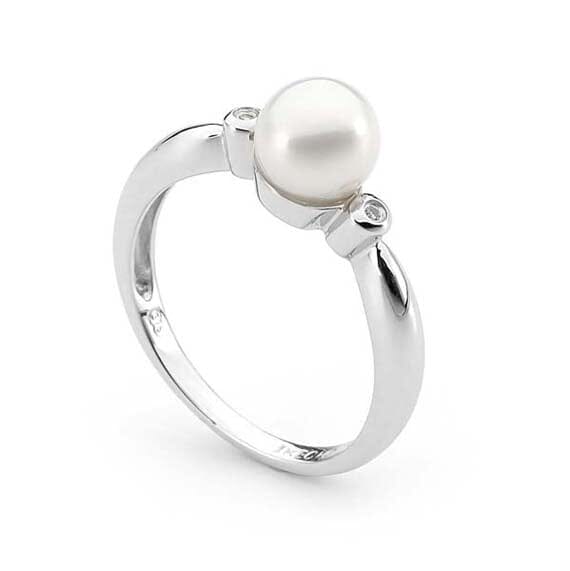Charlotte Freshwater Ring